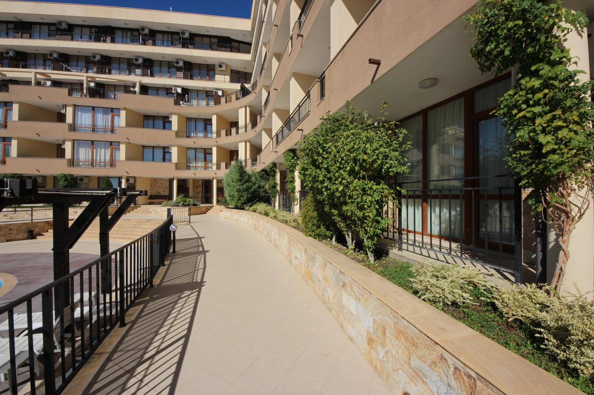 Menada Luxor Apartments 스베티 블라스 외부 사진